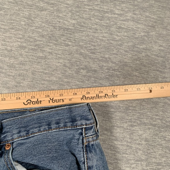 Levis 501 Jeans Mens 34x34 Blue Denim Straight Leg Button Fly Original Fit - Picture 8 of 14